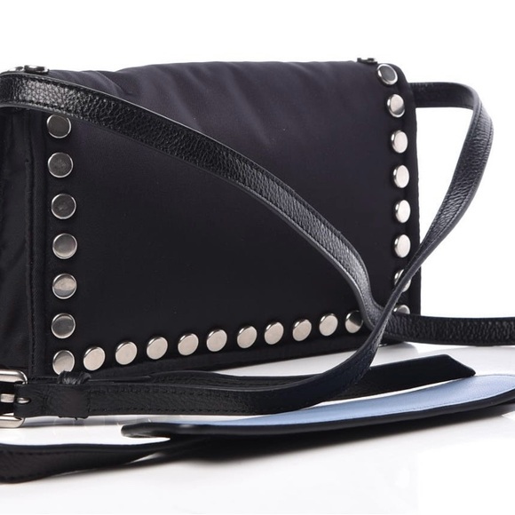 Prada nylon cross body bag - Picture 6 of 6